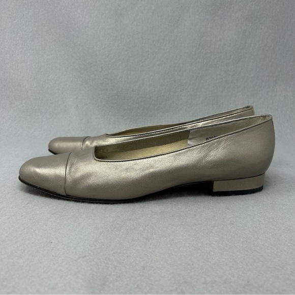 VANELI Opal Pearl Nappa Flats Women’s Size 8.5N - Picture 4 of 14